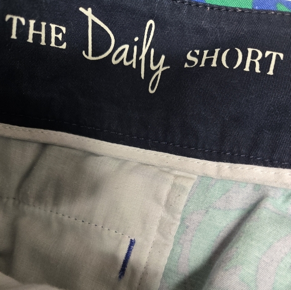 Talbots Women's Tropical Blue Green Shorts Size 16 - Picture 6 of 6